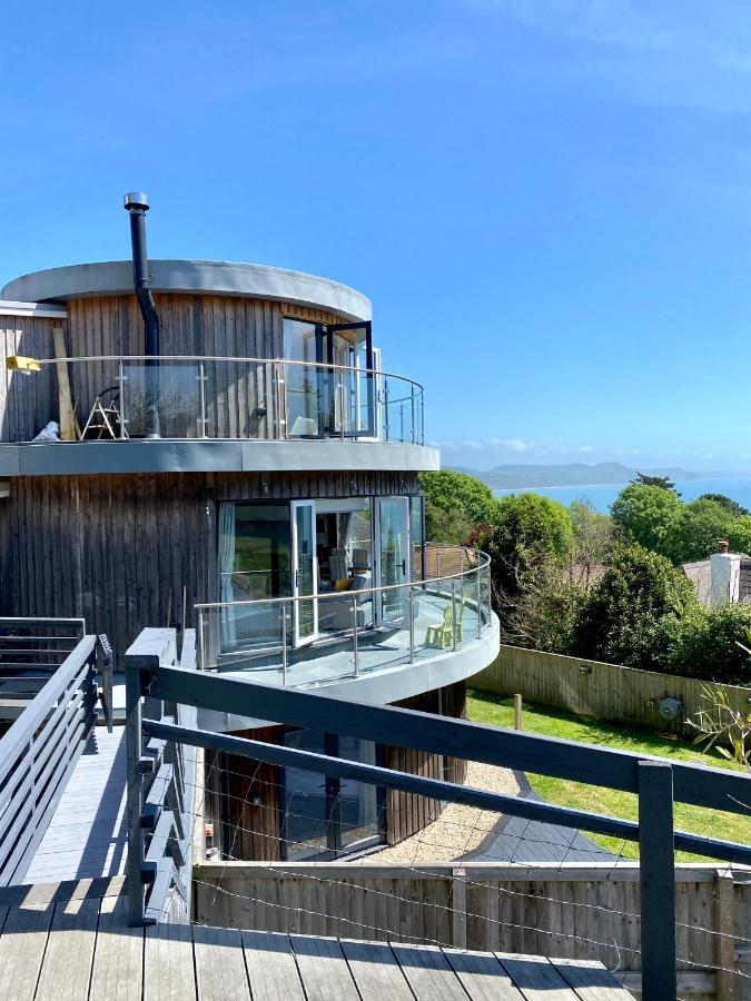 One Of The Best Properties In Lyme! Breathtaking Views Across The Whole Bay. 3 Stories With 2 Tier Veranda Around The Property. Sleeps 6 Lyme Regis Extérieur photo
